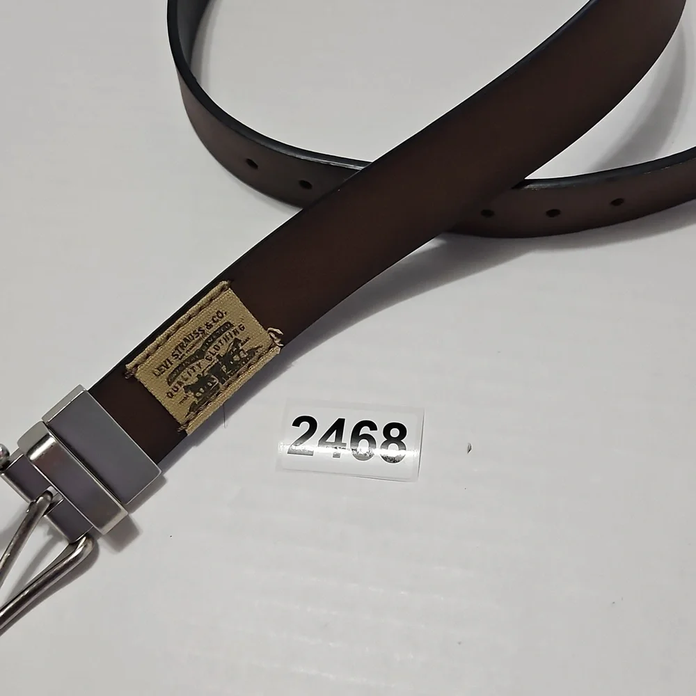 Levis Strauss Co Brown/Black Reversable Boys Size M 26-28 Belt